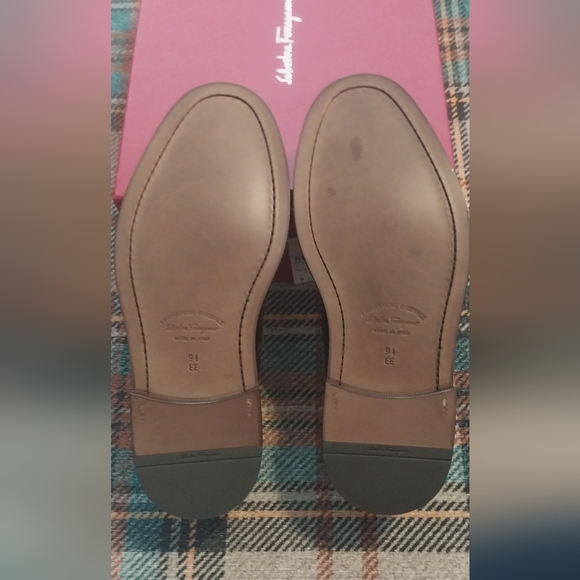 Salvatore Ferragamo Men's Dark Brown Leather Dress Shoes - Picture 3 of 16